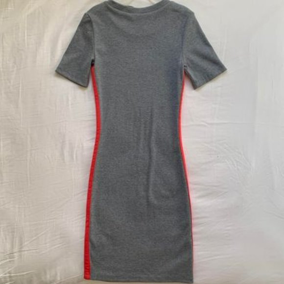 H&M Short Sleeve Bodycon Dress - Picture 2 of 3